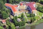 Kuren in Deutschland: Außenansicht der Medical-Wellness-Zentrum in der Klinik am Haussee 
