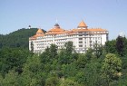 Kuren in Tschechien: Außenansicht des Hotel Imperial in Karlsbad Karlovy Vary