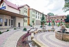 Kuren in Polen: Außenansicht vom Hotel Malinowy Dwor in Bad Flinsberg Swieradów Zdrój Isergebirge