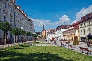 Kuren Polen: Stadtbild von Bad Warmbrunn Cieplice Zdrój
