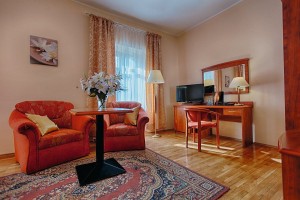 Kuren Polen: Zimmerbeispiel im Hotel Caspar in Bad Warmbrunn Cieplice Zdrój