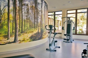 Kuren in Polen: Fitnessraum des Hotel Delfin Spa und Wellness in Neuwasser Dabki Ostsee